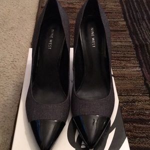 Nine West Two Toned Pump